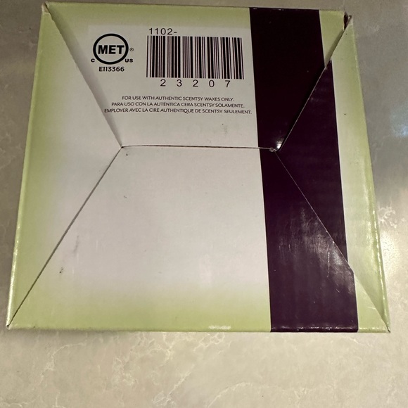 Scentsy Bronze Age Shimmery Nightlight Wall Plug In Wax Warmer Retired NEW - Picture 3 of 4